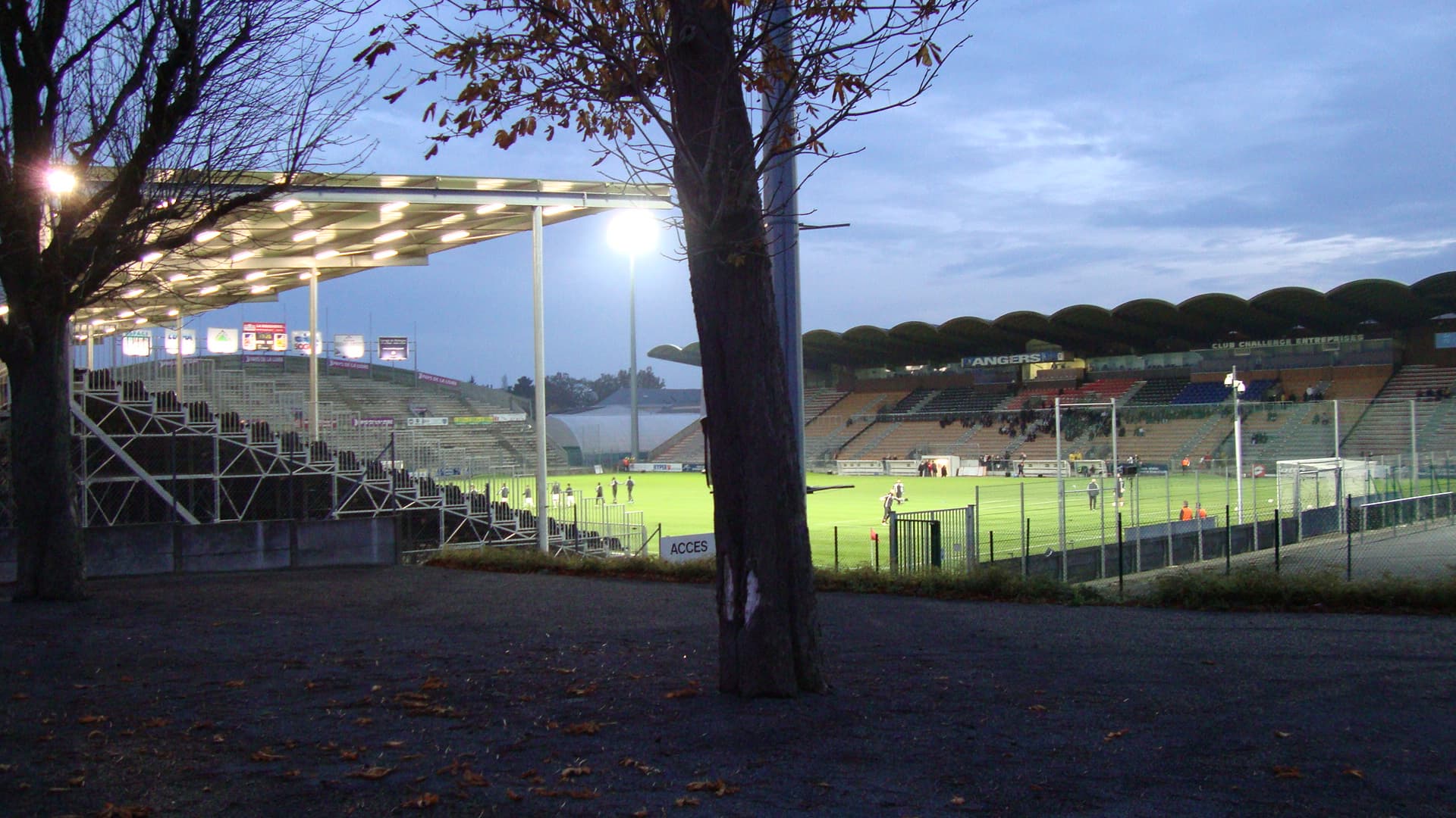 Stade Raymond Kopa
